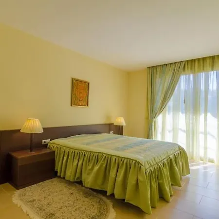 Club Villamar - Olesya يوريت دي مار